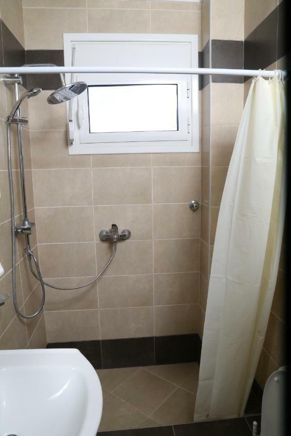 Sinanis Family Apartments Keramoti  Bagian luar foto