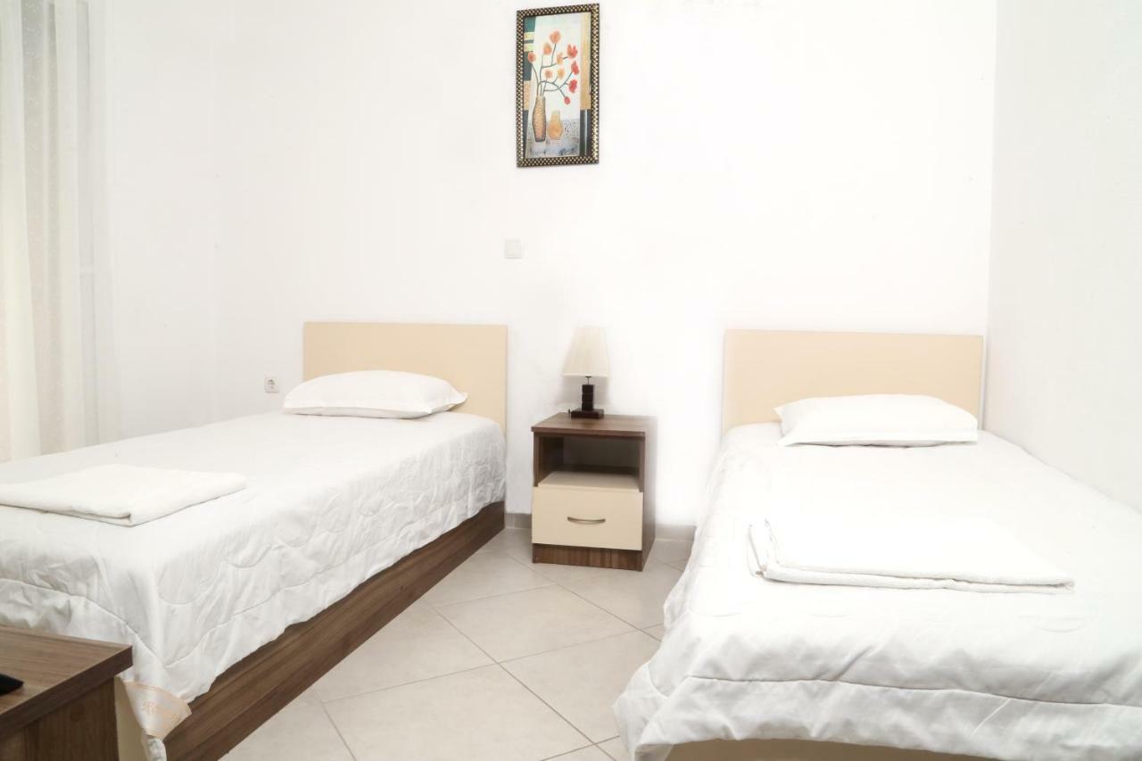 Sinanis Family Apartments Keramoti  Bagian luar foto