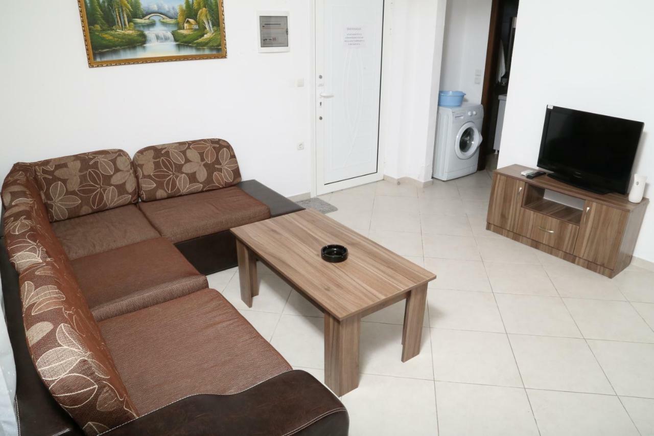 Sinanis Family Apartments Keramoti  Bagian luar foto